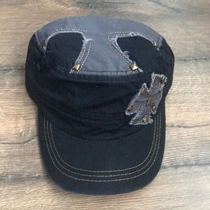 🍬 Black Chopper Cross Studded Cab Hat Cap